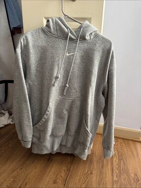 Nike Women’s Gray Pullover Hoodie